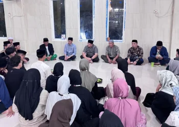 Kakanwil Kemenag Jambi Beri Motivasi Santri Jelang Penampilan di MQK Internasional