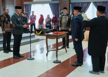 Kapolda Jambi Mutasikan dan Kukuhkan Personel Jajaran Polda Jambi