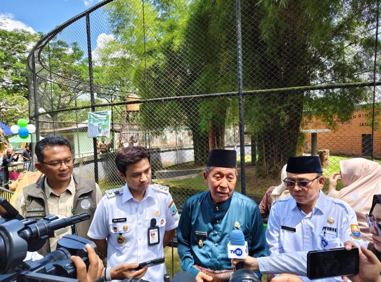 Taman Rimba Jambi Launching Harimau Benggala Putih dan Singa Putih Afrika