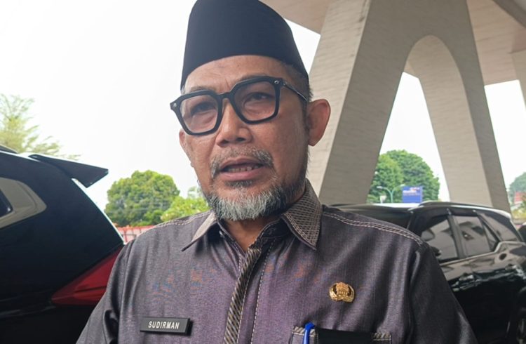 Sekda Provinsi Jambi Tanggapi Aksi Unjuk Rasa Siswa SMKN 7 Tanjab Barat