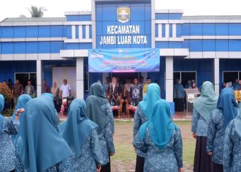 Ketua TP PKK Kabupaten Muaro Jambi Ririn Novianty, SE Membuka Kegiatan Gebyar Lomba Ceria Kader PKK Tingkat Kecamatan Jambi Luar Kota
