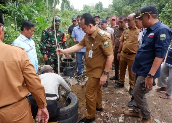 Bukan Cuma Tutup, Ini 4 Jurus Andalan Bupati BBS Basmi Sampah Liar di Pematang Gajah
