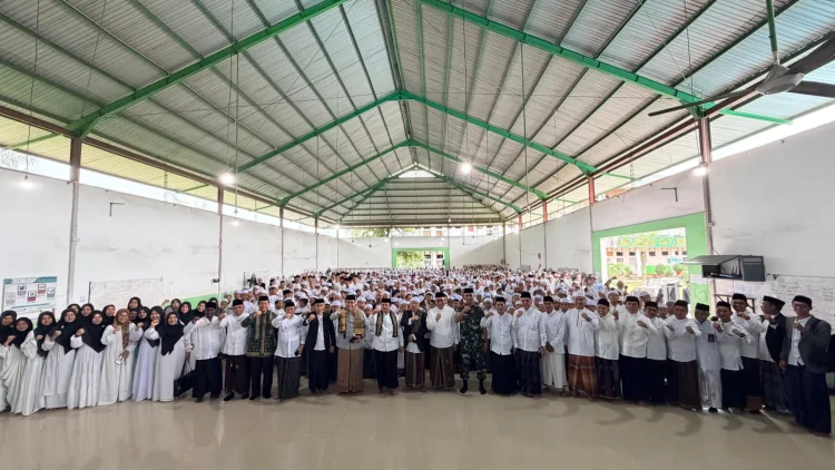 Laksanakan Istighosah dan Doa Bersama, Kakanwil Kemenag Jambi dan HBA Kobarkan Semangat Perjuangan Ulama dan Santri