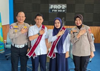 Wujudkan Lalu Lintas Lancar, Personel Polda Jambi Gatur di Titik Rawan Kemacetan