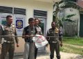 Satpol PP Batanghari Amankan Pencuri Tiang Umbul-umbul dan Rantai Pembatas di Alun-alun