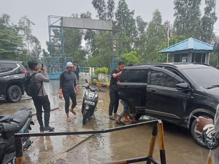 Melarikan Diri dari Batam, Buronan Pembunuhan Ditangkap di Pelabuhan Roro Tanjab Barat