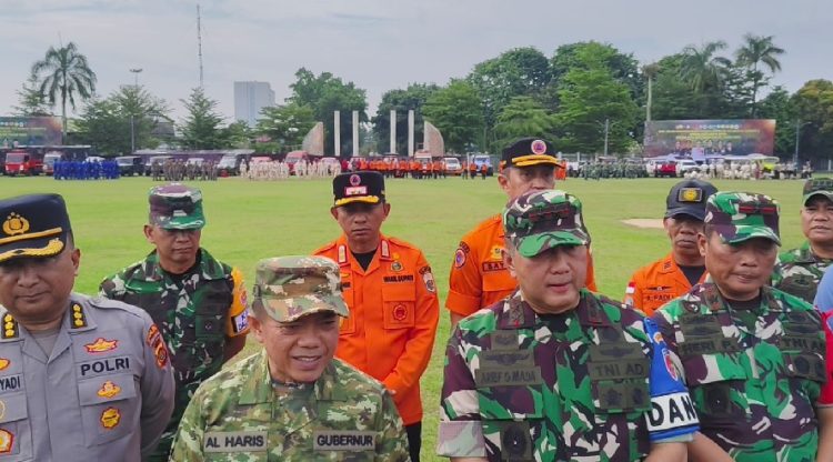 Gubernur Al Haris Dampingi Pangdam XX/TIB Pimpin Apel Kesiapsiagaan Penanggulangan Karhutla
