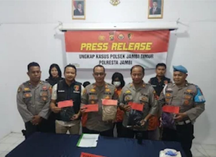 Kapolsek Jambi Timur AKP Edi Mardi Siswoyo SE, MM Berhasil Mengamankan 3 Orang Wanita Pelaku Pencurian dan Pemberatan Copet