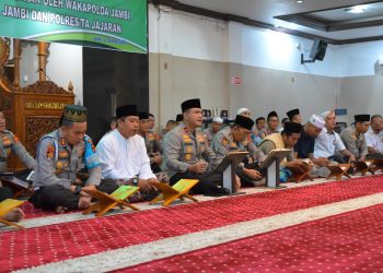 Kerja Cepat Polres Kerinci Tangani Longsor di Jalan Lintas Bangko–Kerinci, Arus Lalu Lintas Kembali Lancar