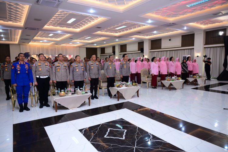 Kerja Cepat Polres Kerinci Tangani Longsor di Jalan Lintas Bangko–Kerinci, Arus Lalu Lintas Kembali Lancar