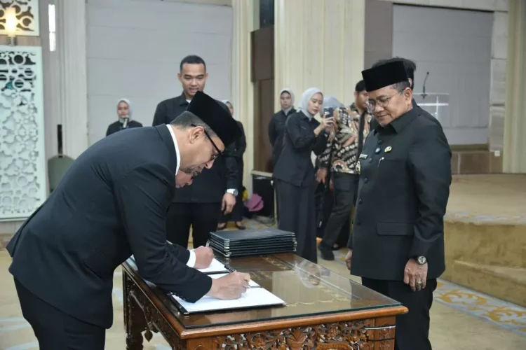 Maulana Dorong Pejabat Baru Tingkatkan Pelayanan Publik dan Wujudkan Kota Jambi Bahagia