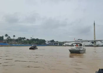 Patroli Skala Besar Ditpolairud Polda Jambi di Sungai Batanghari: Ratusan Personel Diterjunkan, Helikopter Dikerahkan untuk Pemantauan Udara