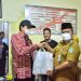 Wali Kota Jambi Serahkan Bansos Kepada Penderita HIV AIDS