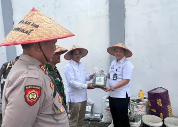 Bupati Tanjab Barat Apresiasi Pupuk Kompos Buatan Warga Binaan Lapas Tungkal, Bukti Pembinaan Berbuah Produktivitas