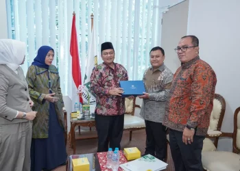 Wali Kota Maulana Dapatkan 50 Unit Bantuan Bedah Rumah dari Baznas RI untuk Warga Kurang Mampu