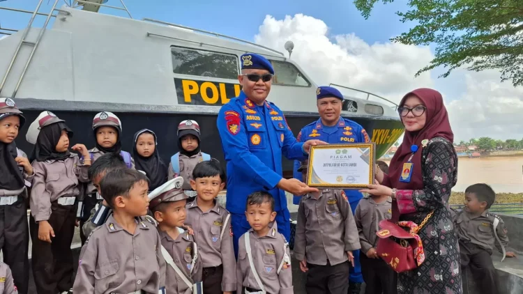 Polisi Sahabat Anak, Polairud Polda Jambi Kenalkan Tugas Penjaga Laut ke Siswa RA Al Ikhlas