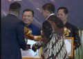 Kepala Desa Suko Awin Jaya Idawati Menggelar Tabligh Akbar Semarak Hari Santri Nasional Tahun 2025, Kegiatan Pawai Obor dan Memberikan Santunan Anak Yatim