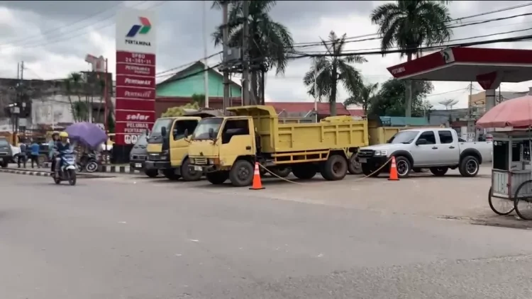 Mulai Berlaku Hari Ini, Kendaraan Roda 6 tak Boleh Isi Solar di SPBU dalam Kota Jambi