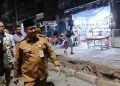 Masih Kenakan Baju Dinas, Wali Kota Jambi Tinjau Pembangunan Drainase di Pasar Talang Banjar