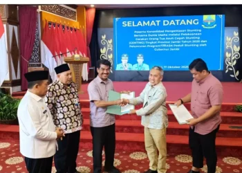 Dewan Temukan Gudang BBM Ditengah Pemukiman, Diduga Ilegal, Pemilik Kabur Saat Disidak