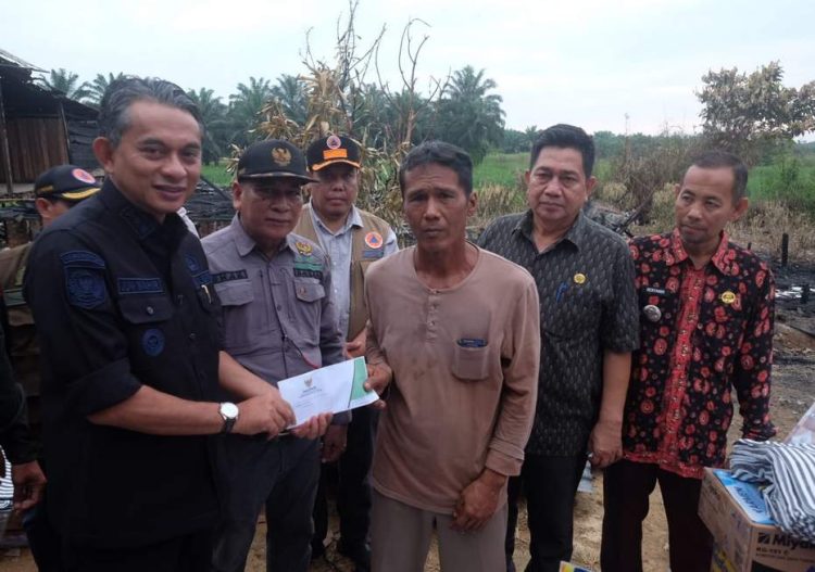 Kepsek SMAN 6 Kerinci Masih Dinonaktifkan