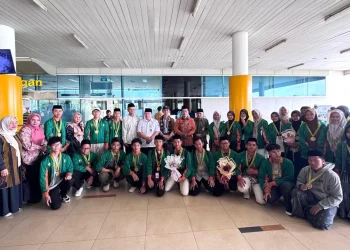 Wali Kota Jambi Serahkan Bansos Kepada Penderita HIV AIDS