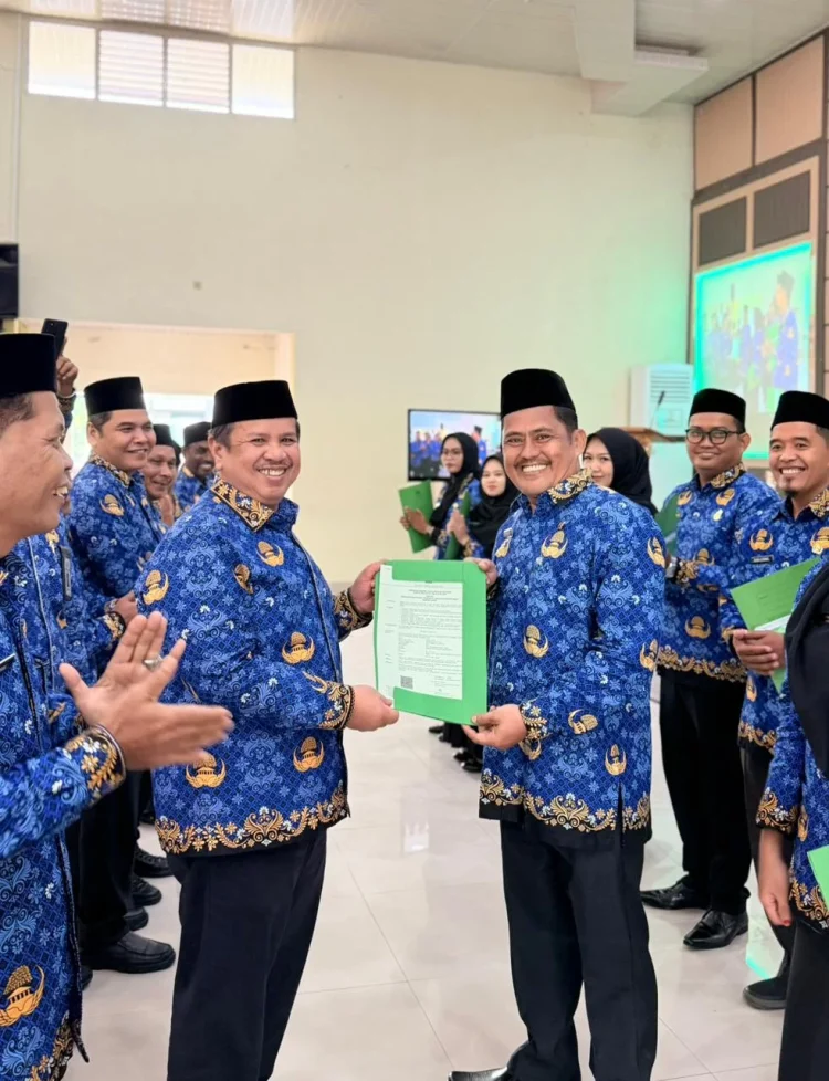 Ketua TP PKK Kabupaten Muaro Jambi Ririn Novianty, SE Membuka Kegiatan Gebyar Lomba Ceria Kader PKK Tingkat Kecamatan Jambi Luar Kota
