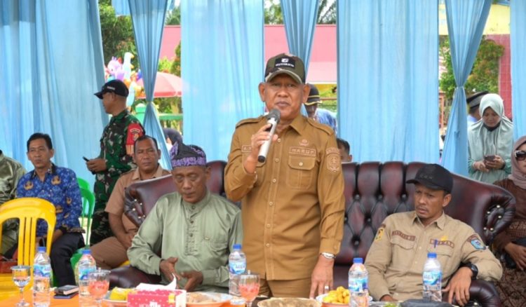 Pawai Budaya Meriahkan HUT Ke-17 Desa Pulau Tujuh. Wabup Khafidh Jabarkan Fokus Pembangunan