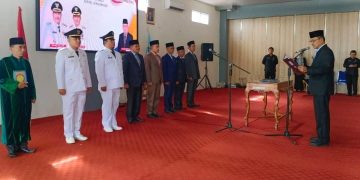 Pemprov Jambi Serahkan Bantuan Dumisake Pendidikan, SPP 340 Siswa Dibayar Lunas