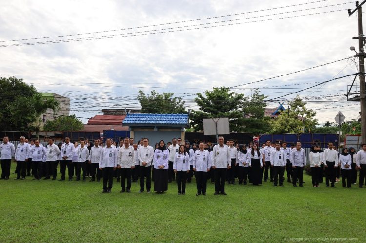 Peringati Hari Kesaktian Pancasila Tahun 2025, Pegawai Kanwil Kemenkum Jambi Selenggarakan Upacara