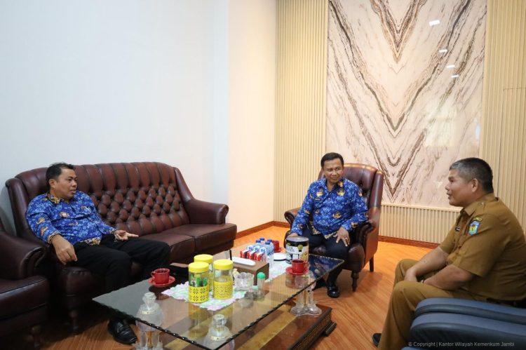 Kunjungan Kerja Bagian Hukum Setda Kota Sungai Penuh, Koordinasikan Pembentukan Posbankum di Sungai Penuh