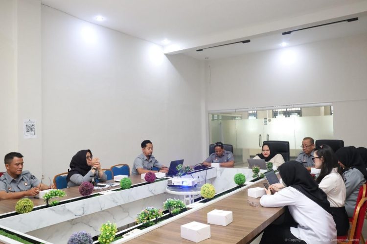 Optimalisasi Pemanfaatan SIPKUMHAM, Kanwil Kemenkum Jambi Lakukan Rapat Analisis Data Kebijakan Hukum