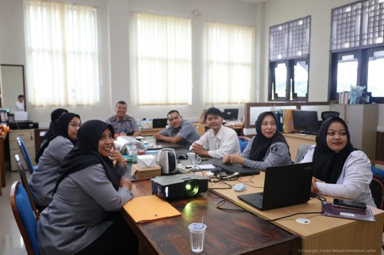 Kanwil Kemenkum Jambi Ikuti Sosialisasi Uji Kompetensi dan Lowongan Jabatan Perancang Peraturan Perundang-undangan