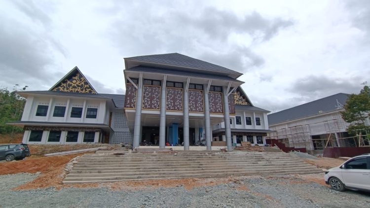 HUT Kerinci ke-67, Gedung Baru DPRD Kerinci Hampir Rampung Dibangun PUPR