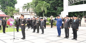 Kapolda Jambi Pimpin Upacara Ziarah Nasional Peringatan Hari Pahlawan