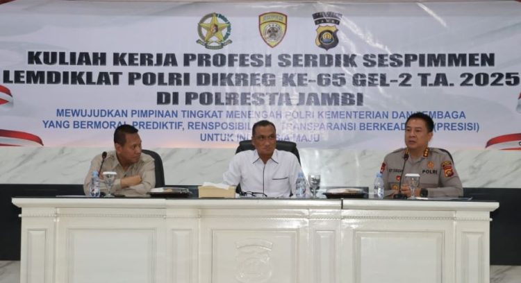 Terima Naskah KKP dari Serdik Sespimmen Dikreg ke-65 Gelombang II, Kapolresta Jambi : Sinergi dan Kontribusi untuk Peningkatan Kinerja Polri