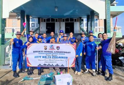 Semarakan HUT ke-75, Ditpolairud Polda Jambi Gelar Bhakti Sosial di Masjid, Gereja, dan Pura