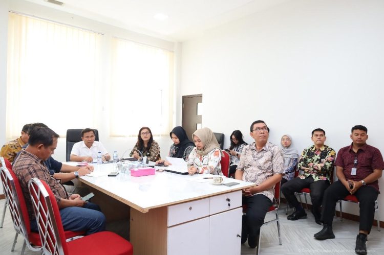 Persiapan Kunjungan Kerja Komisi XIII DPR RI, Kanwil Kemenkum Jambi Adakan Rapat Koordinasi Bersama Biro Hukerma