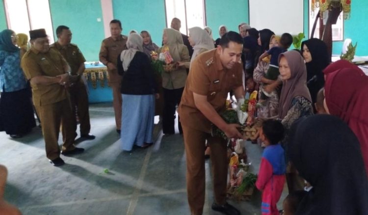 Bupati H M Syukur Launching Sekolah Lansia Desa Pulau Bayur