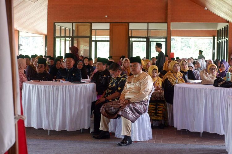 Seminar Nasional Bidang Penelitian dan Pengembangan Lembaga Adat Melayu (LAM) Jambi
