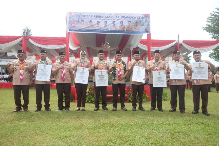 Sekretaris Daerah Kabupaten Muaro Jambi, H. Budhi Hartono, S.Sos, MT Berdialog Bersama TVRI di Kawasan Arena MTQ Kabupaten Muaro Jambi