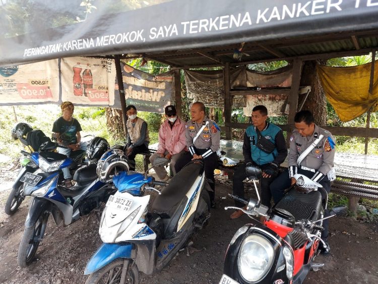 Sasar Tukang Ojek, Satgas Banops Gencarkan Edukasi Tertib Lalu Lintas dalam Operasi Zebra 2025