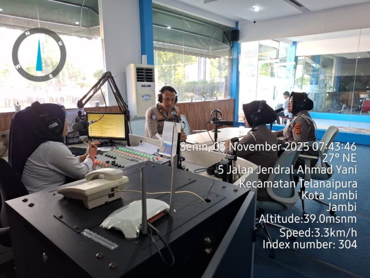 Patroli Udara Siginjai RRI Pro 2: Sosialisasi Tertib Lalu Lintas kepada Masyarakat Jambi