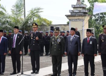Refleksi Hari Pahlawan: Gubernur Al Haris Tekankan Pendidikan dan Persatuan Bangsa
