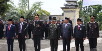 Refleksi Hari Pahlawan: Gubernur Al Haris Tekankan Pendidikan dan Persatuan Bangsa