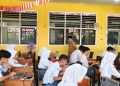 Gubernur Al Haris Tinjau Pelaksanaan TKA di SMAN 8 Kota Jambi