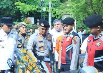 Kapolres Muaro Jambi AKBP Heri Supriawan SIK MH Pimpin Apel gelar Pasukan Tanggap Darurat Bencana Hidrometeologi Tahun 2025