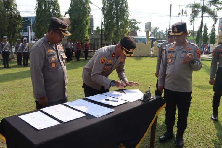Polres Bungo Gelar Apel Pagi dan Penandatanganan Fakta Integritas Tolak Judi Online dan Narkoba