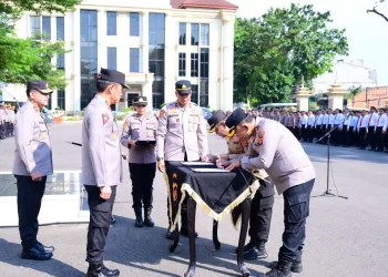 Polda Jambi Tanda Tangani Komitmen Tolak Judi Online dan Narkoba, Kapolda Tekankan Integritas Personel