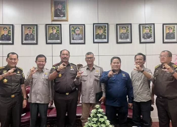Kajati Jambi Sugeng Hariadi Tegaskan Komitmen Keterbukaan Informasi Saat Terima Kunjungan KI Jambi